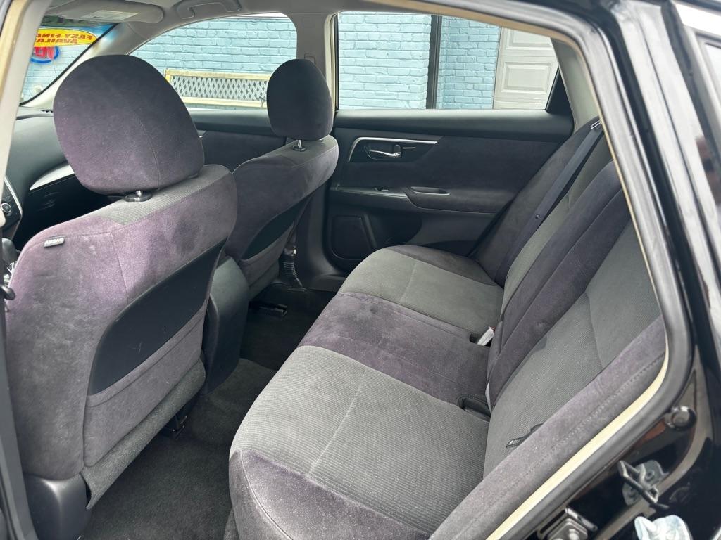 Nissan Altima 2.5 SV 2013