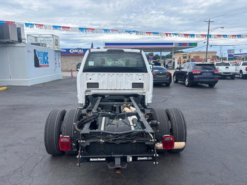Ford F-350 SD XL Crew Cab Long Bed DRW 2WD 2022