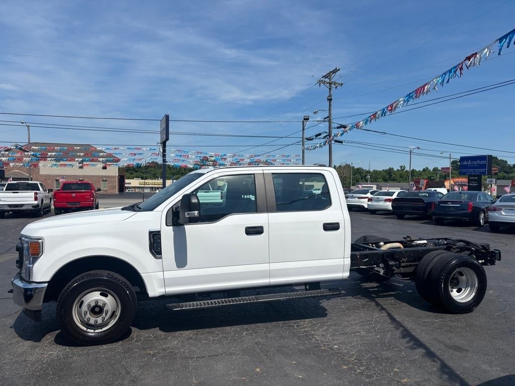 2022 Ford F-350 SD XL Crew Cab Long Bed DRW 2WD
