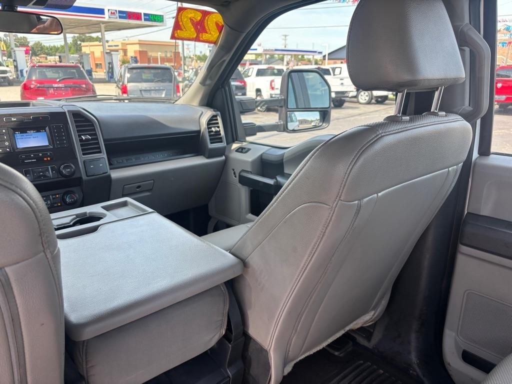 Ford F-350 SD XL Crew Cab Long Bed DRW 2WD 2022