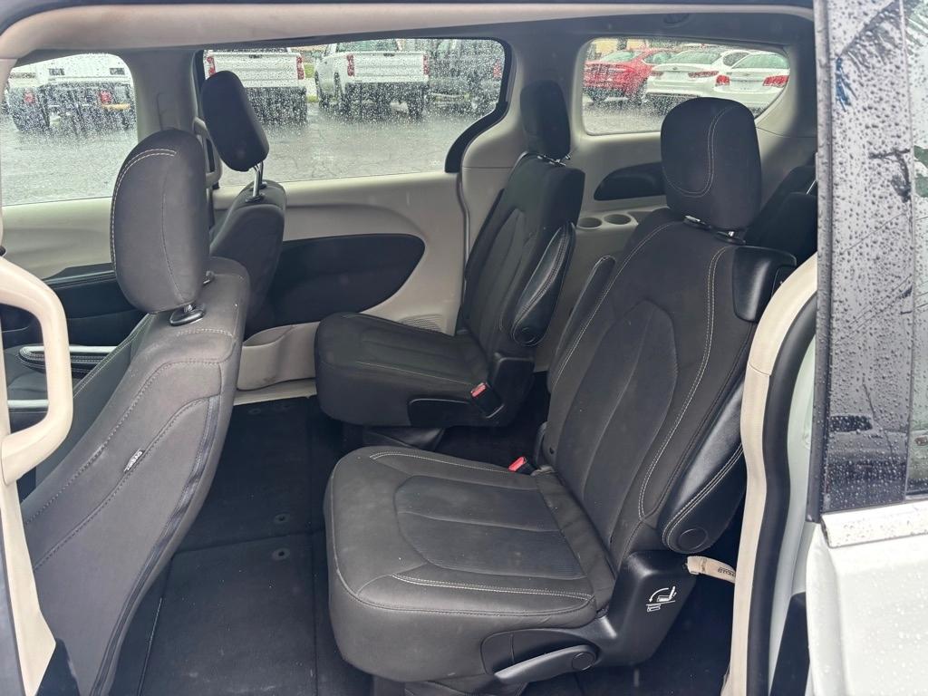 Chrysler Voyager  2023