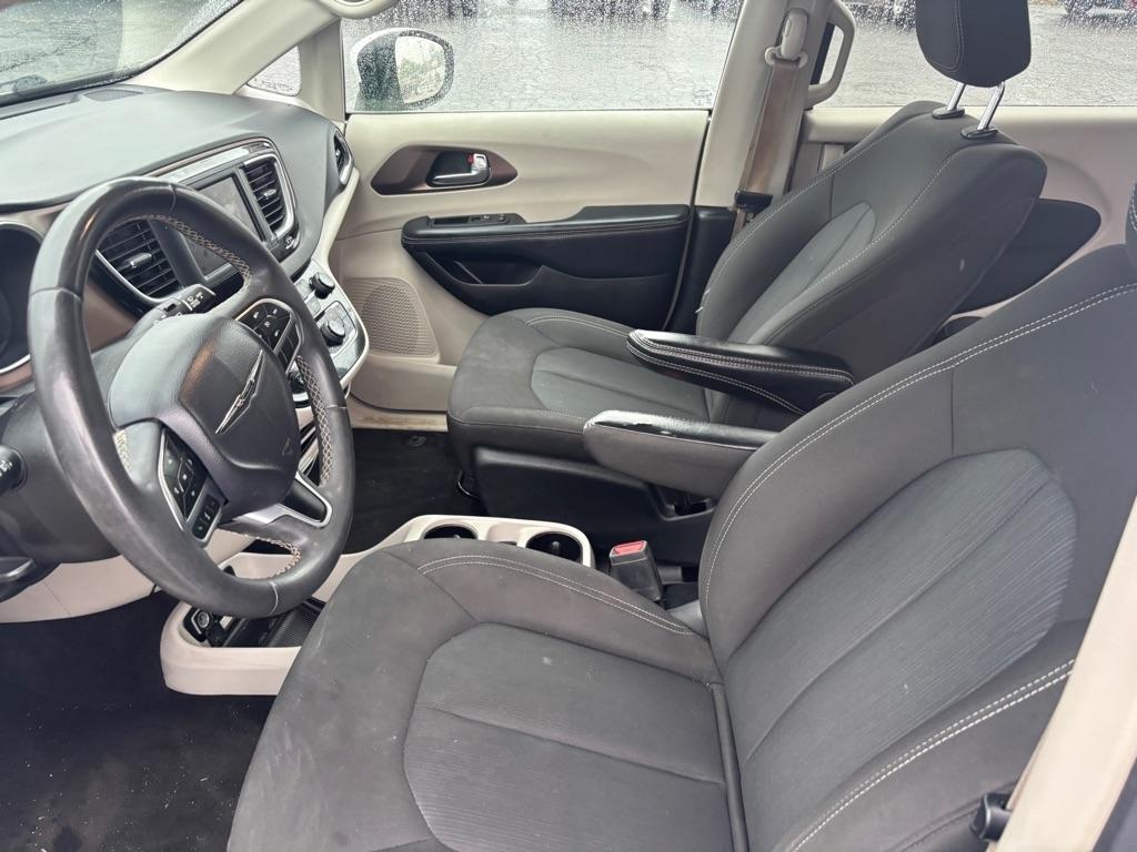 Chrysler Voyager  2023