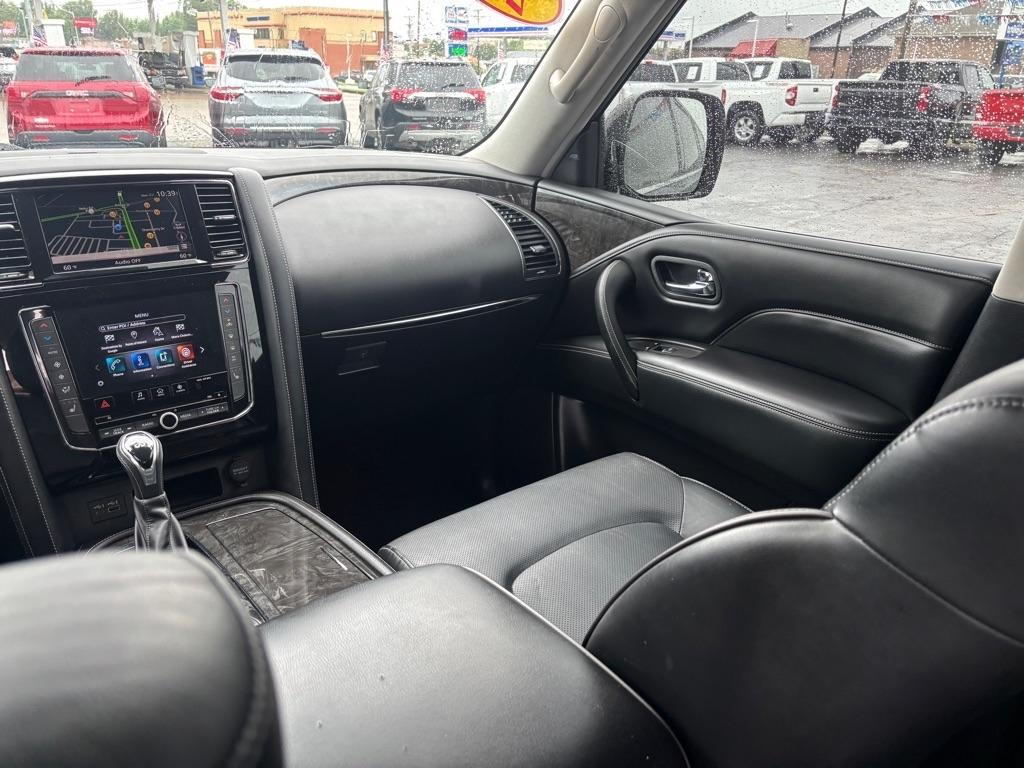 Infiniti QX80  2020