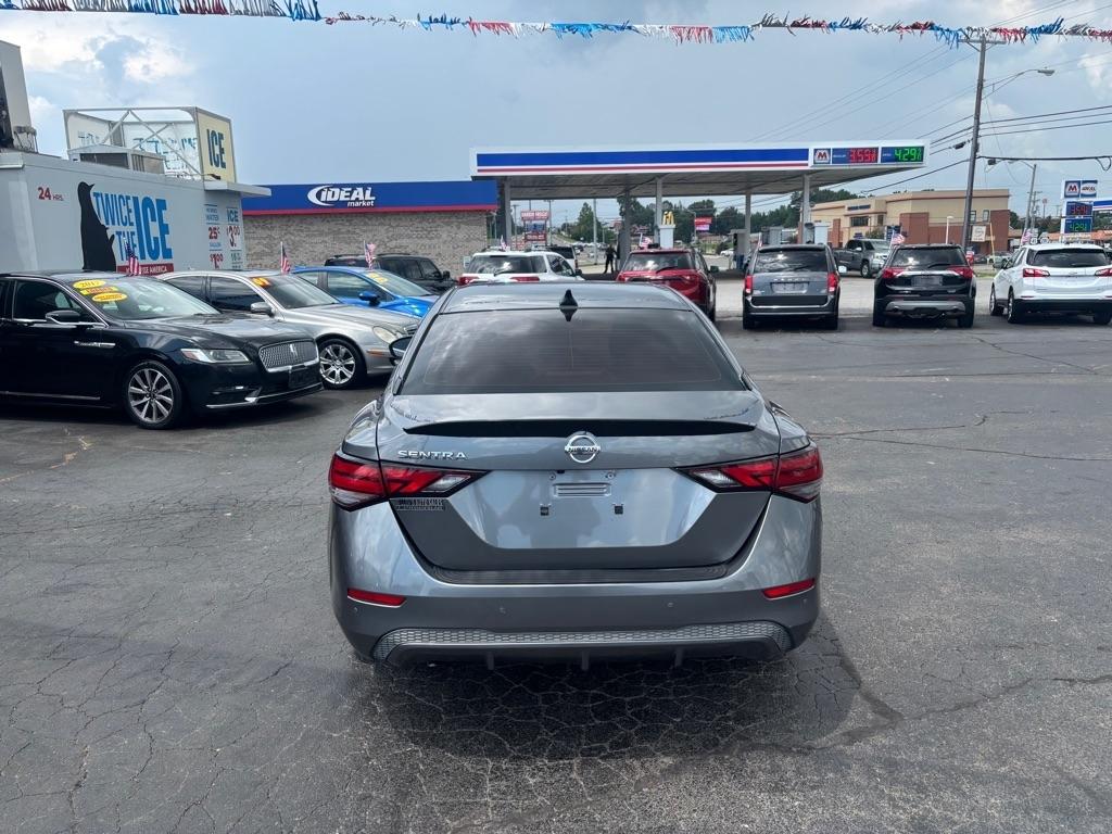 Nissan Sentra S 2020