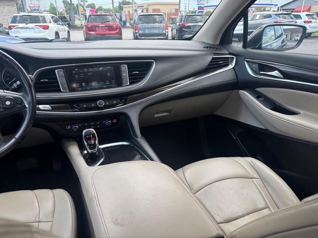 Buick Enclave  2018