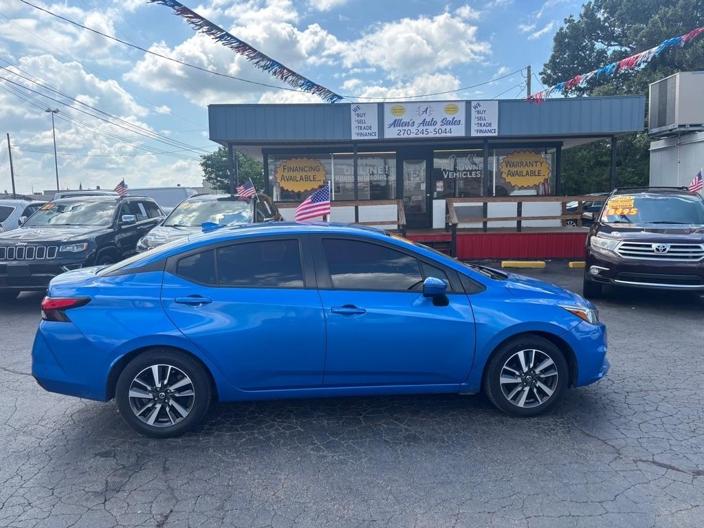 Nissan Versa SV 2021