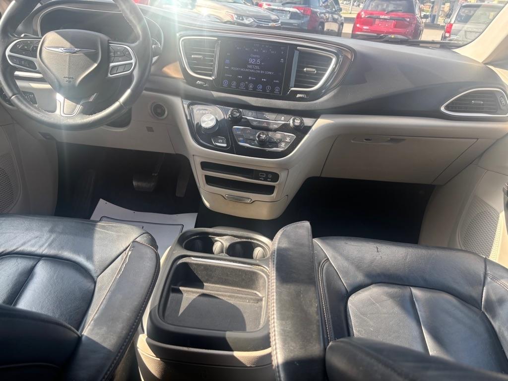 Chrysler Pacifica Touring-L 2017