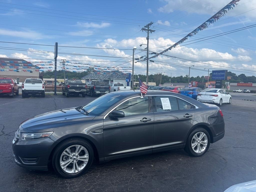 2015 Ford Taurus SEL FWD