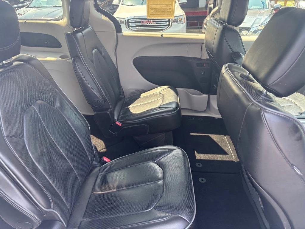 Chrysler Pacifica Limited 2020