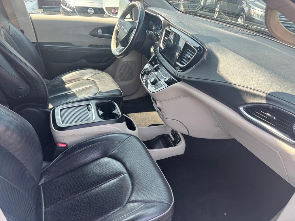 Chrysler Pacifica Limited 2020