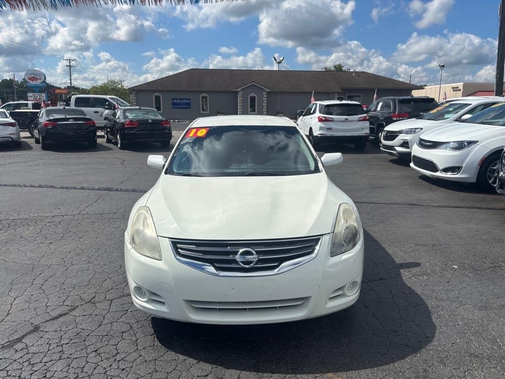 Nissan Altima 2.5 S 2010
