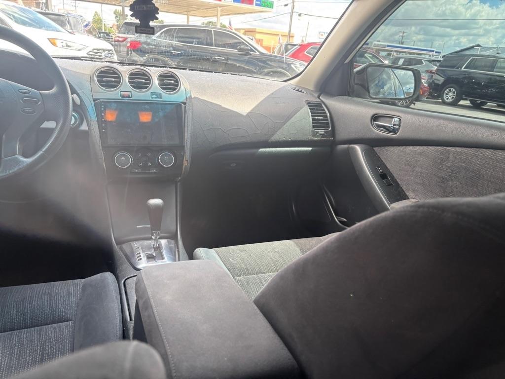 Nissan Altima 2.5 S 2010