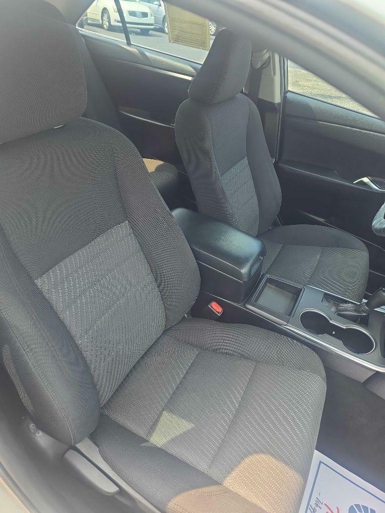 Toyota Camry LE 2015