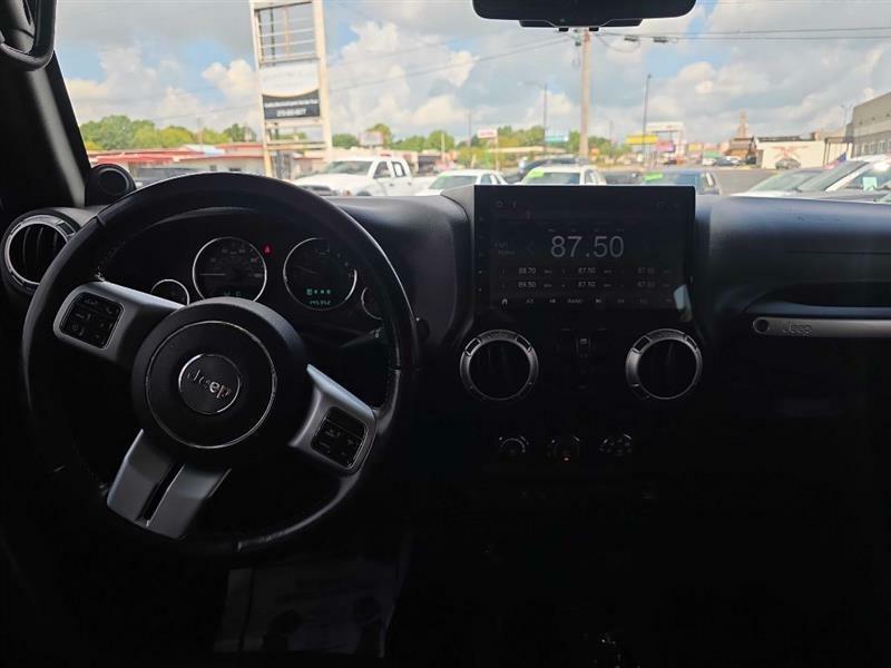 Jeep Wrangler Unlimited Sport 4WD 2013