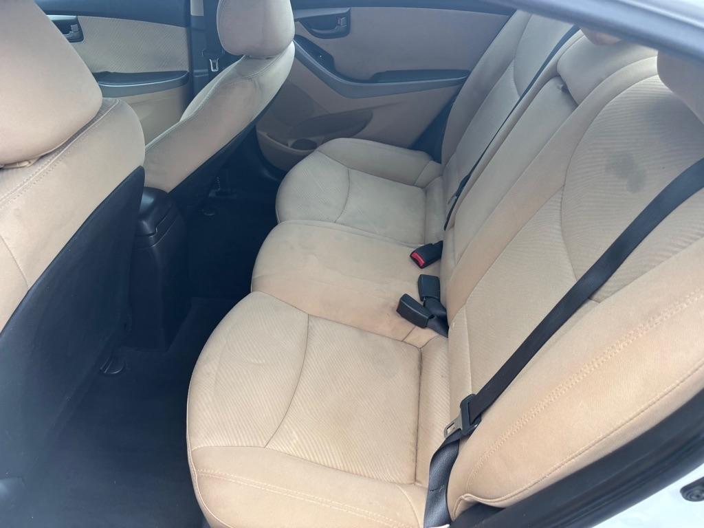 Hyundai Elantra GLS M/T 2013