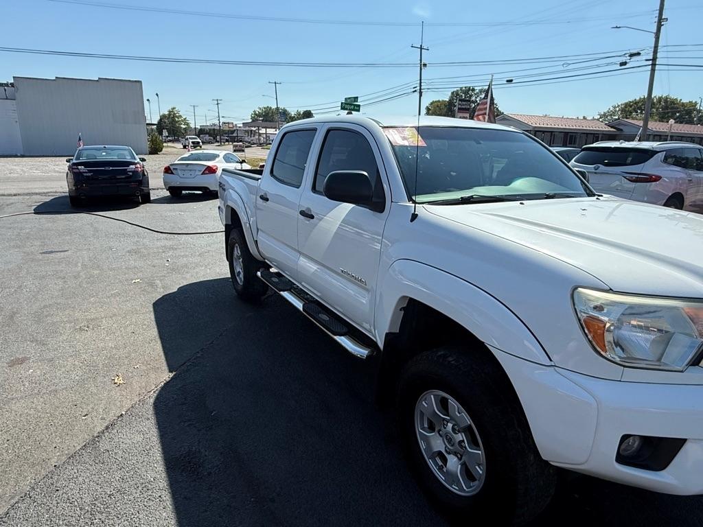 Toyota Tacoma PreRunner Double Cab V6 5AT 2WD 2014