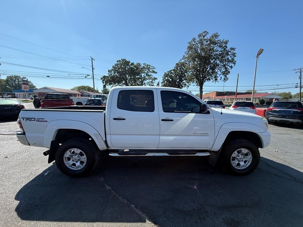 Toyota Tacoma PreRunner Double Cab V6 5AT 2WD 2014