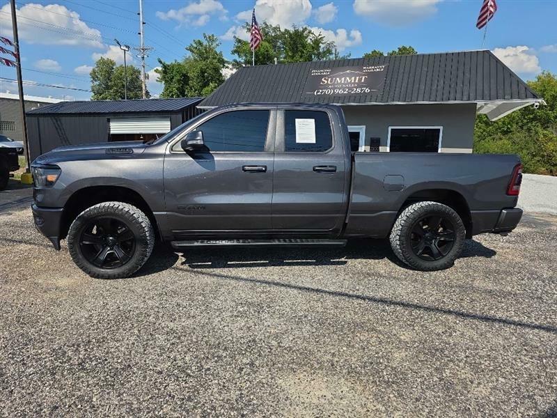 RAM 1500 Big Horn Quad Cab 4WD 2020