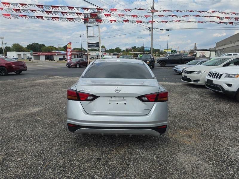 Nissan Altima 2.5 S AWD 2020