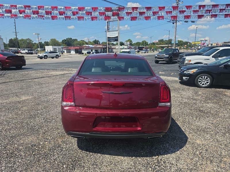 Chrysler 300 S V6 RWD 2021