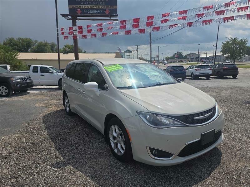 2019 Chrysler Pacifica Touring Plus