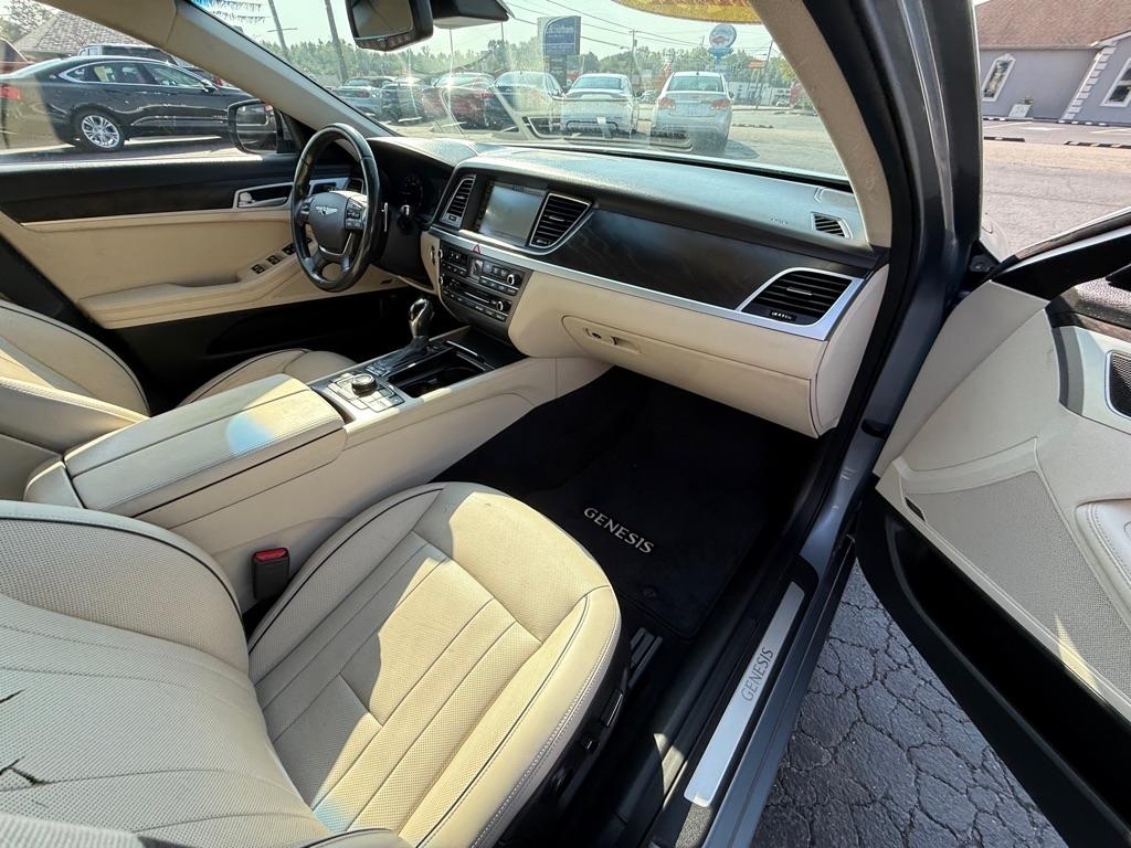 Genesis G80 3.8 2017