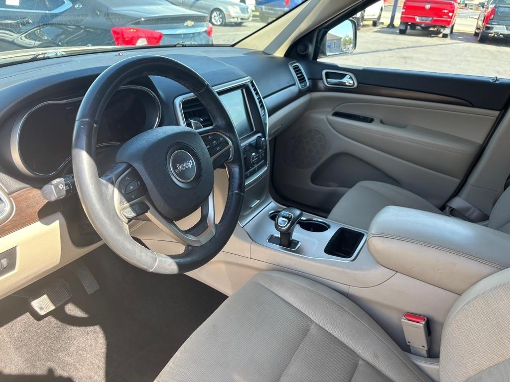 Jeep Grand Cherokee Laredo 4WD 2015