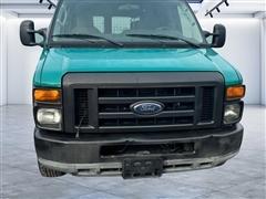 2010 Ford Econoline 