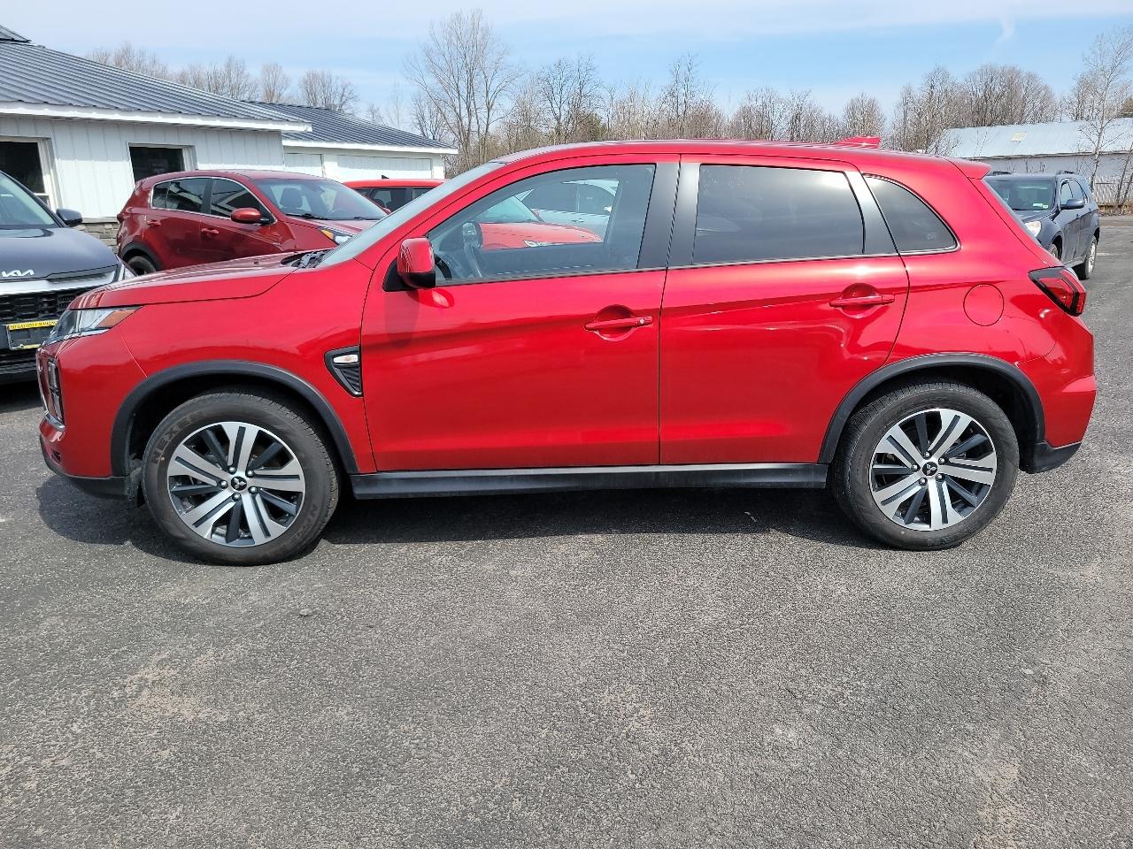 Mitsubishi Outlander Sport 2.0 ES 4WD 2024