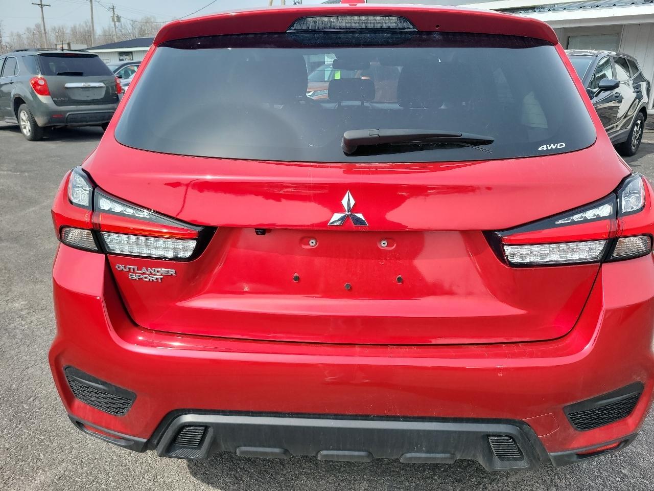 Mitsubishi Outlander Sport 2.0 ES 4WD 2024