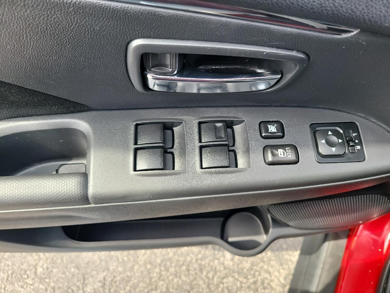 Mitsubishi Outlander Sport 2.0 ES 4WD 2024