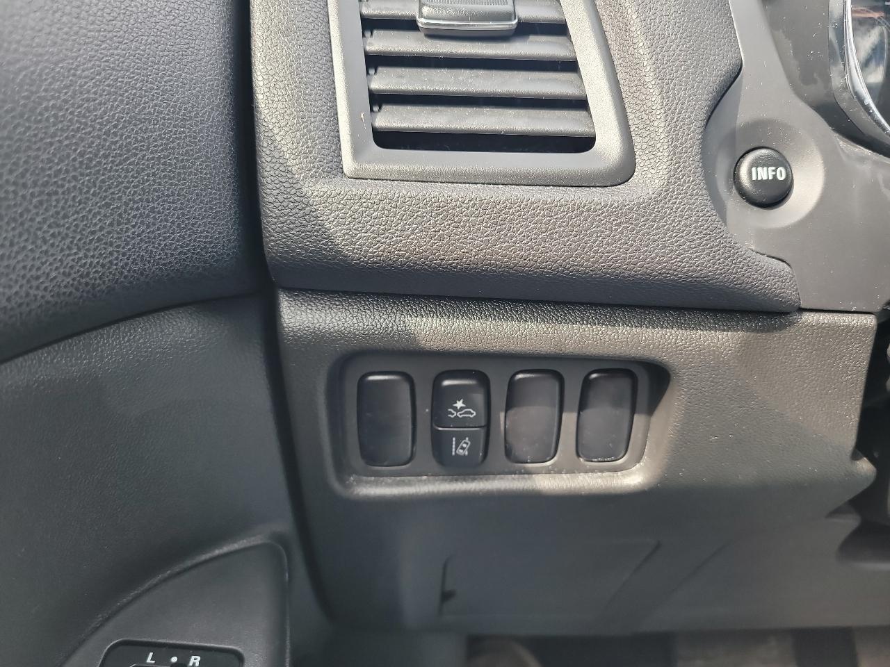 Mitsubishi Outlander Sport 2.0 ES 4WD 2024