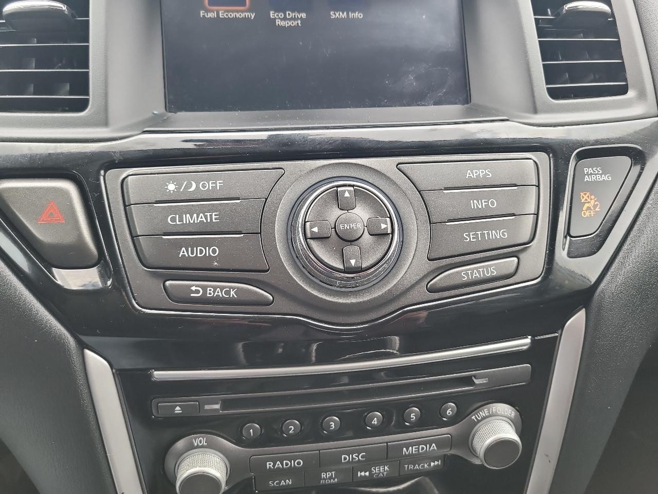 Nissan Pathfinder SV 4WD 2020