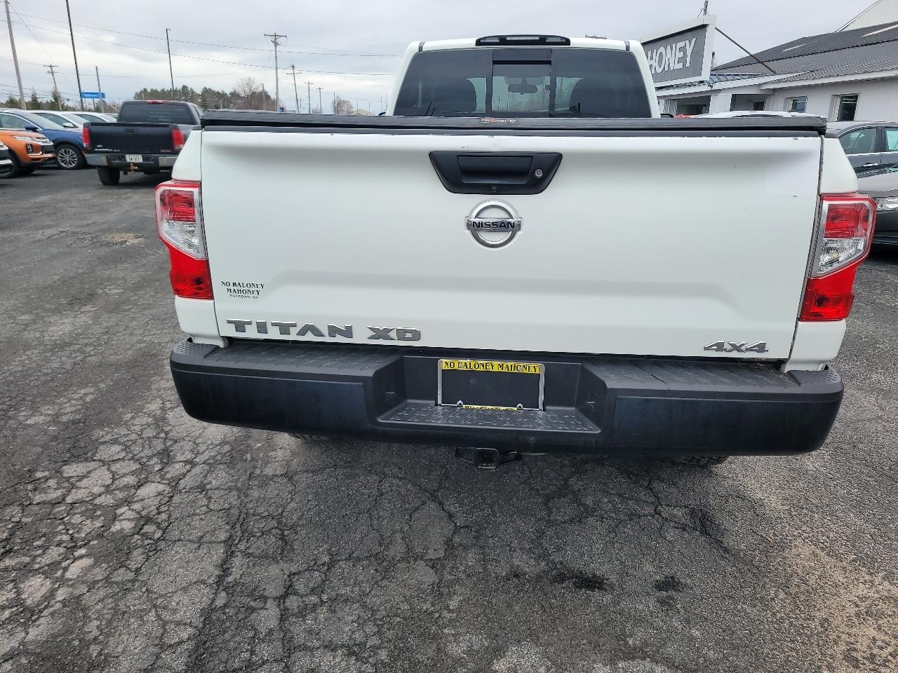 Nissan Titan SV Regular Cab 4WD 2018