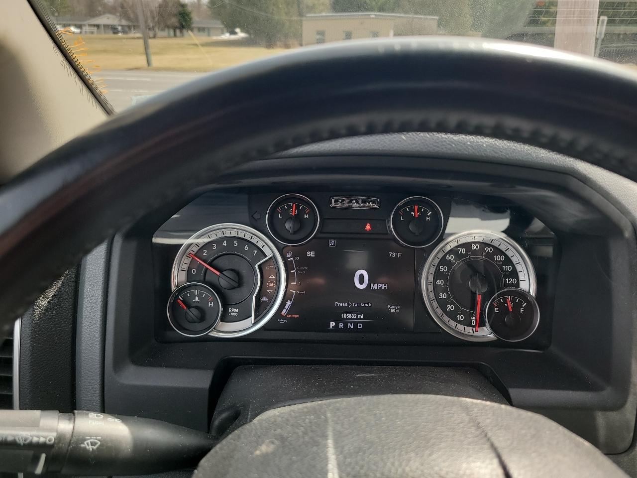 RAM 1500 SLT Crew Cab SWB 4WD 2015