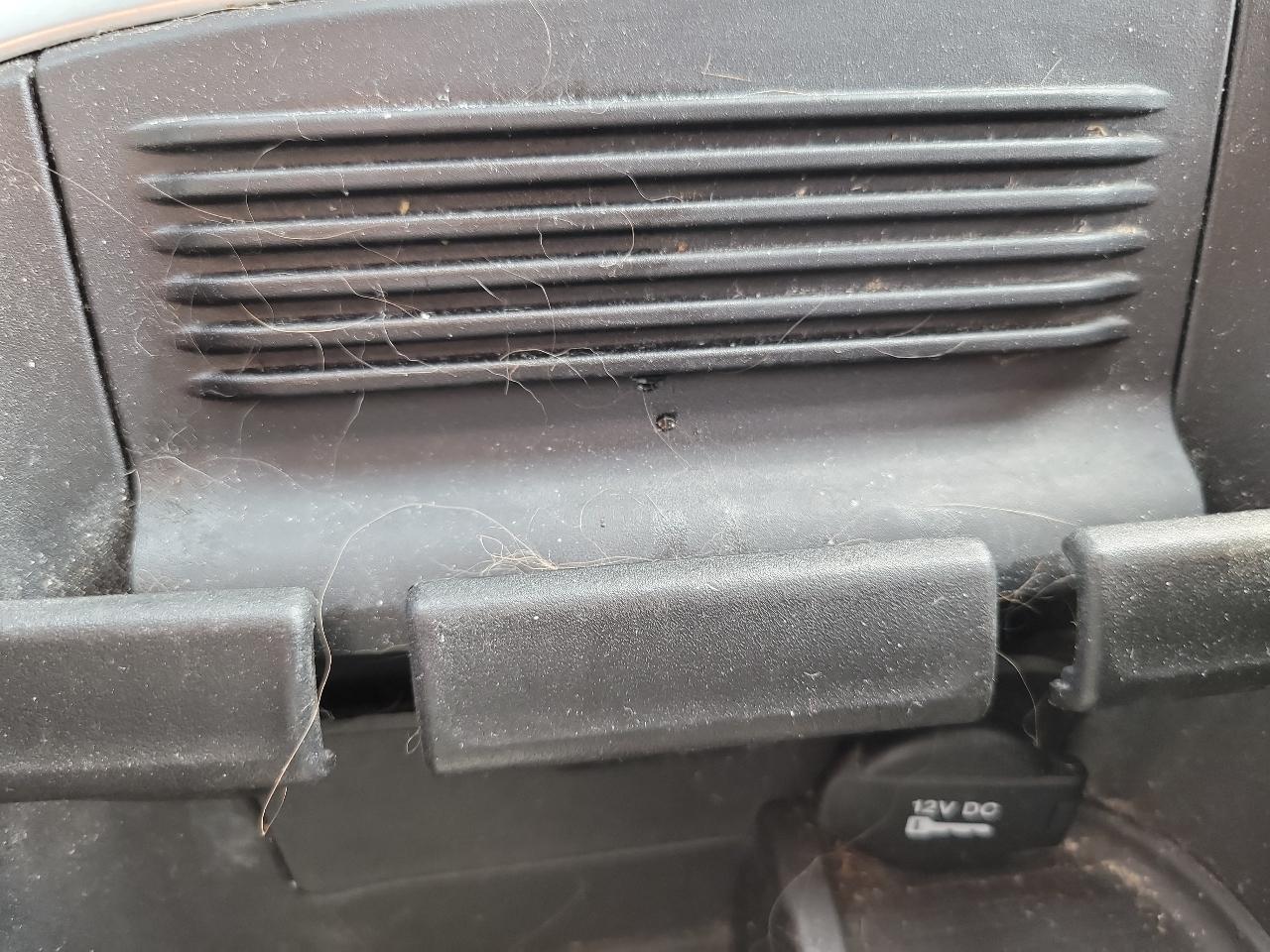 RAM 1500 SLT Crew Cab SWB 4WD 2015