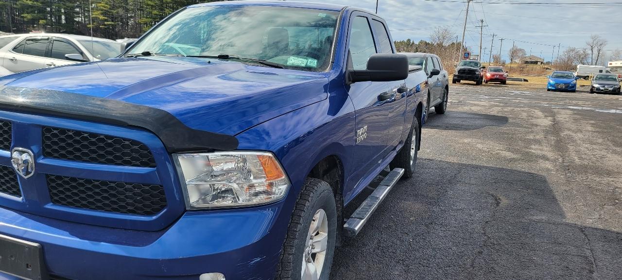 RAM 1500 Tradesman Quad Cab 4WD 2018