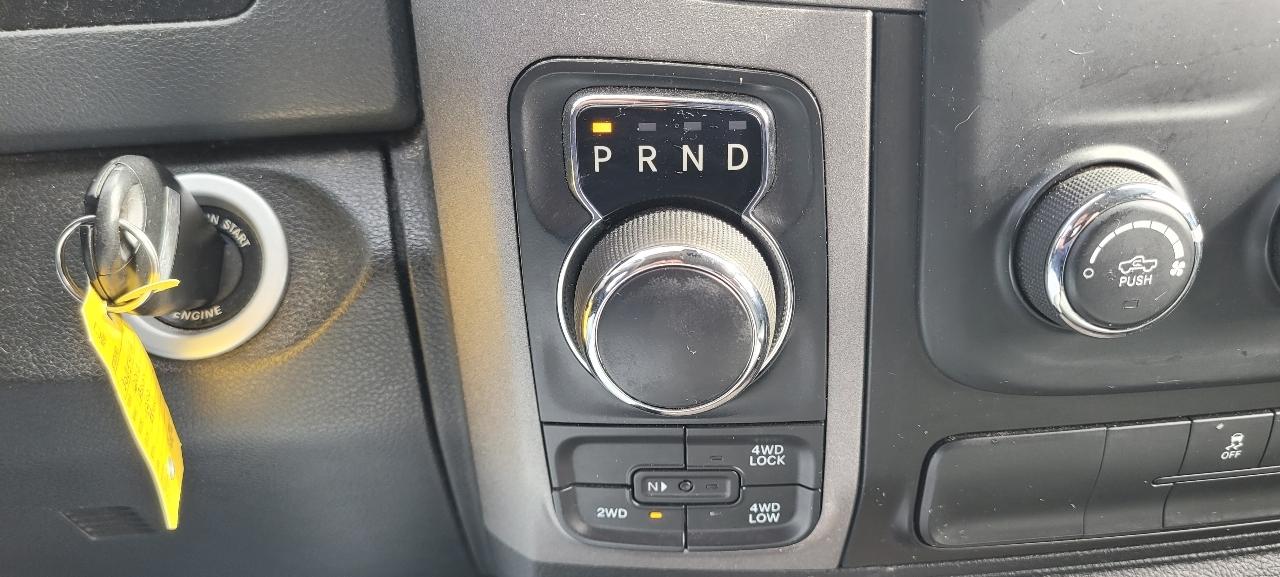 RAM 1500 Tradesman Quad Cab 4WD 2018