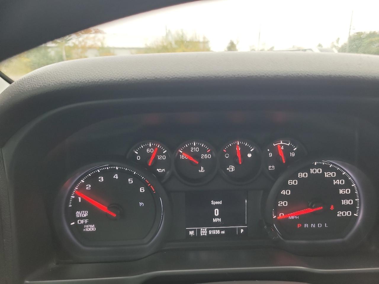 Chevrolet Silverado 1500 4WD Crew Cab 147" Custom 2020