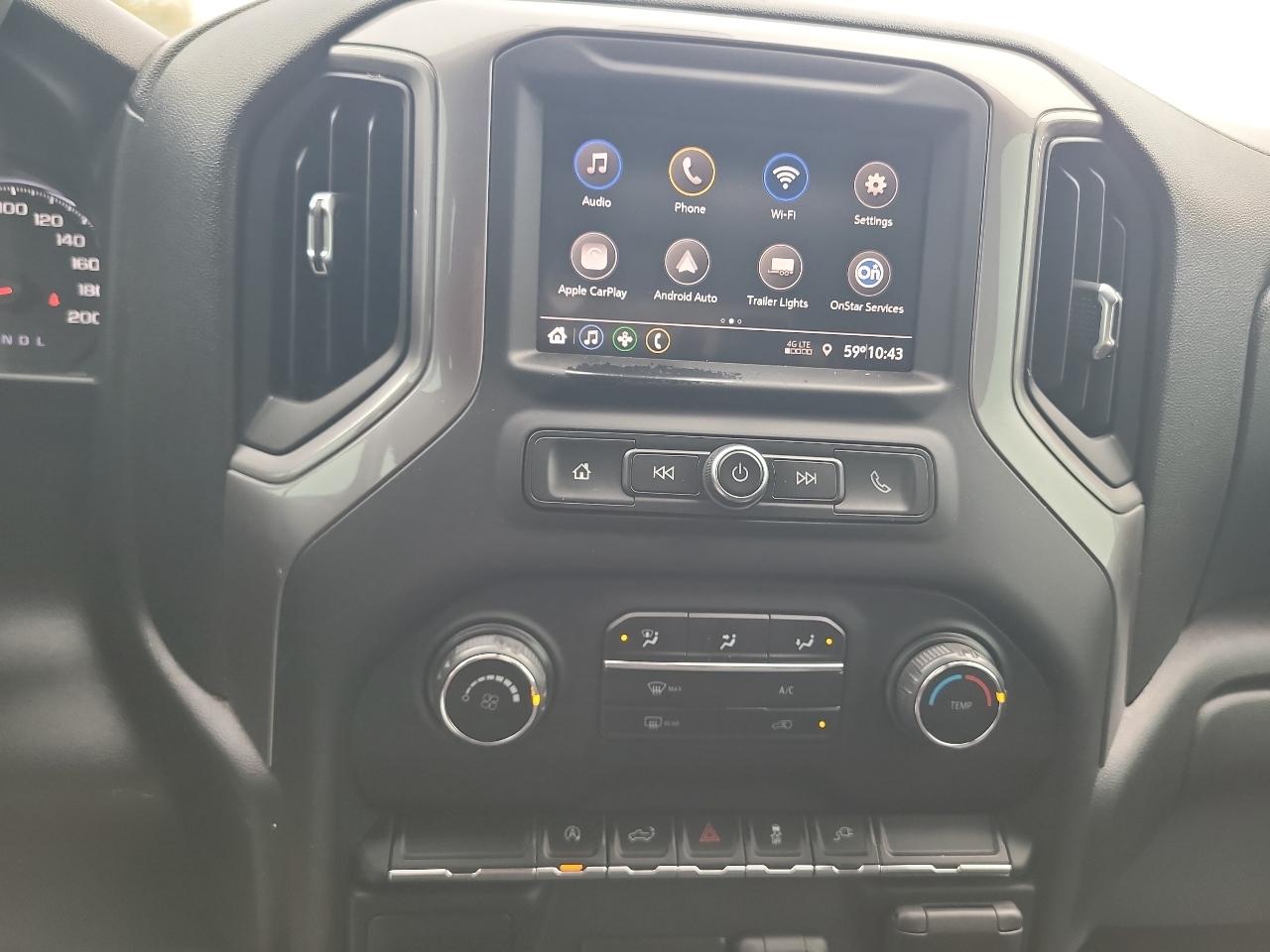 Chevrolet Silverado 1500 4WD Crew Cab 147" Custom 2020