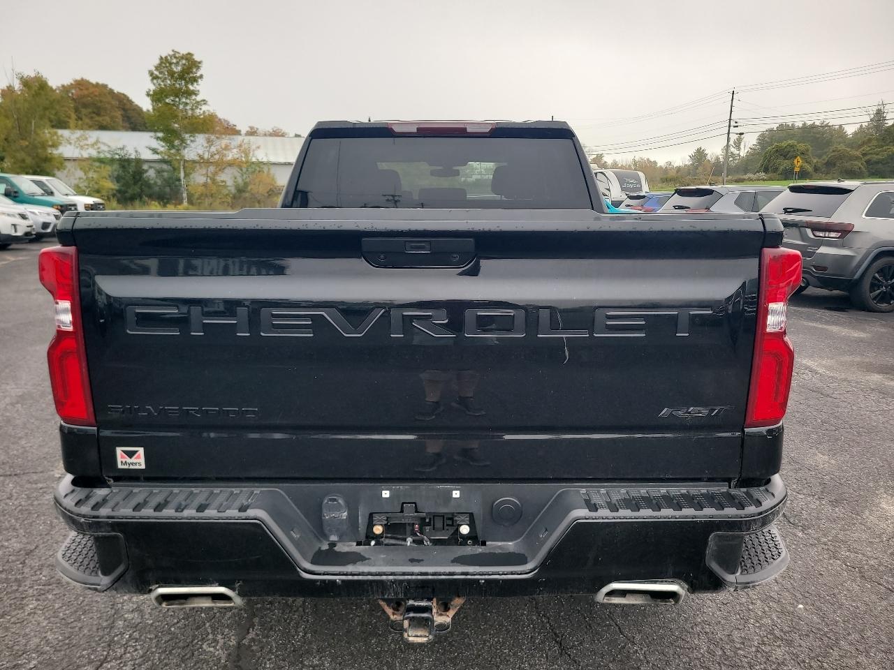 Chevrolet Silverado 1500 4WD Crew Cab 157" RST 2021