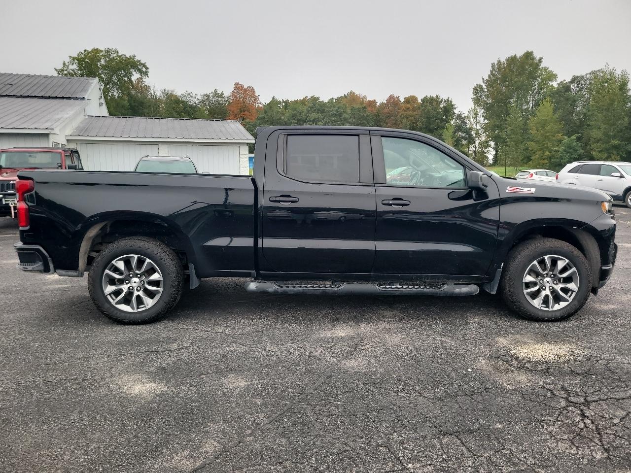 Chevrolet Silverado 1500 4WD Crew Cab 157" RST 2021