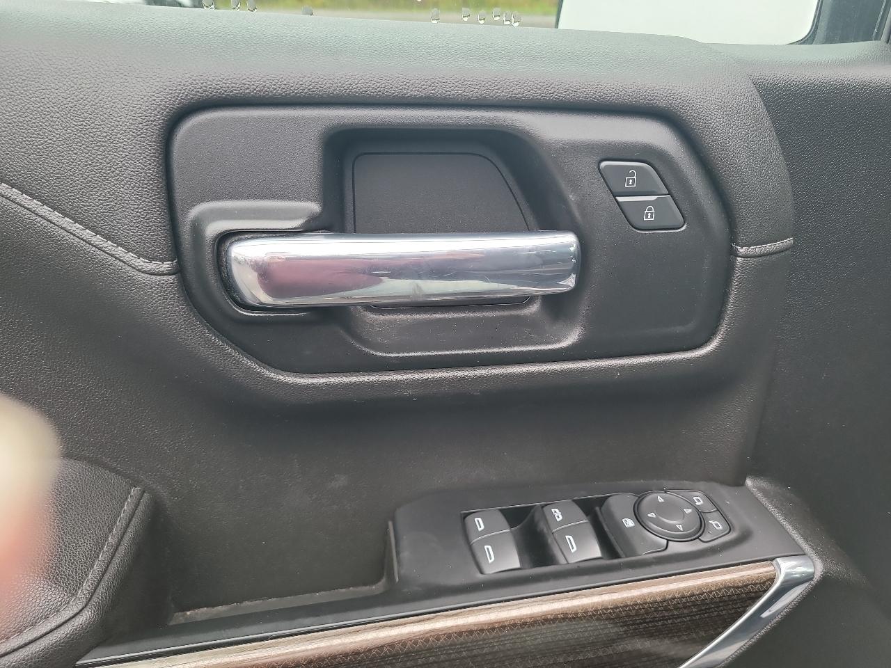 Chevrolet Silverado 1500 4WD Crew Cab 157" RST 2021