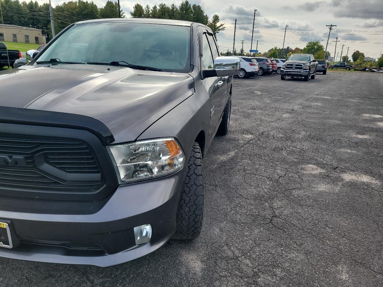 RAM 1500 4WD Quad Cab 140.5" Express 2014