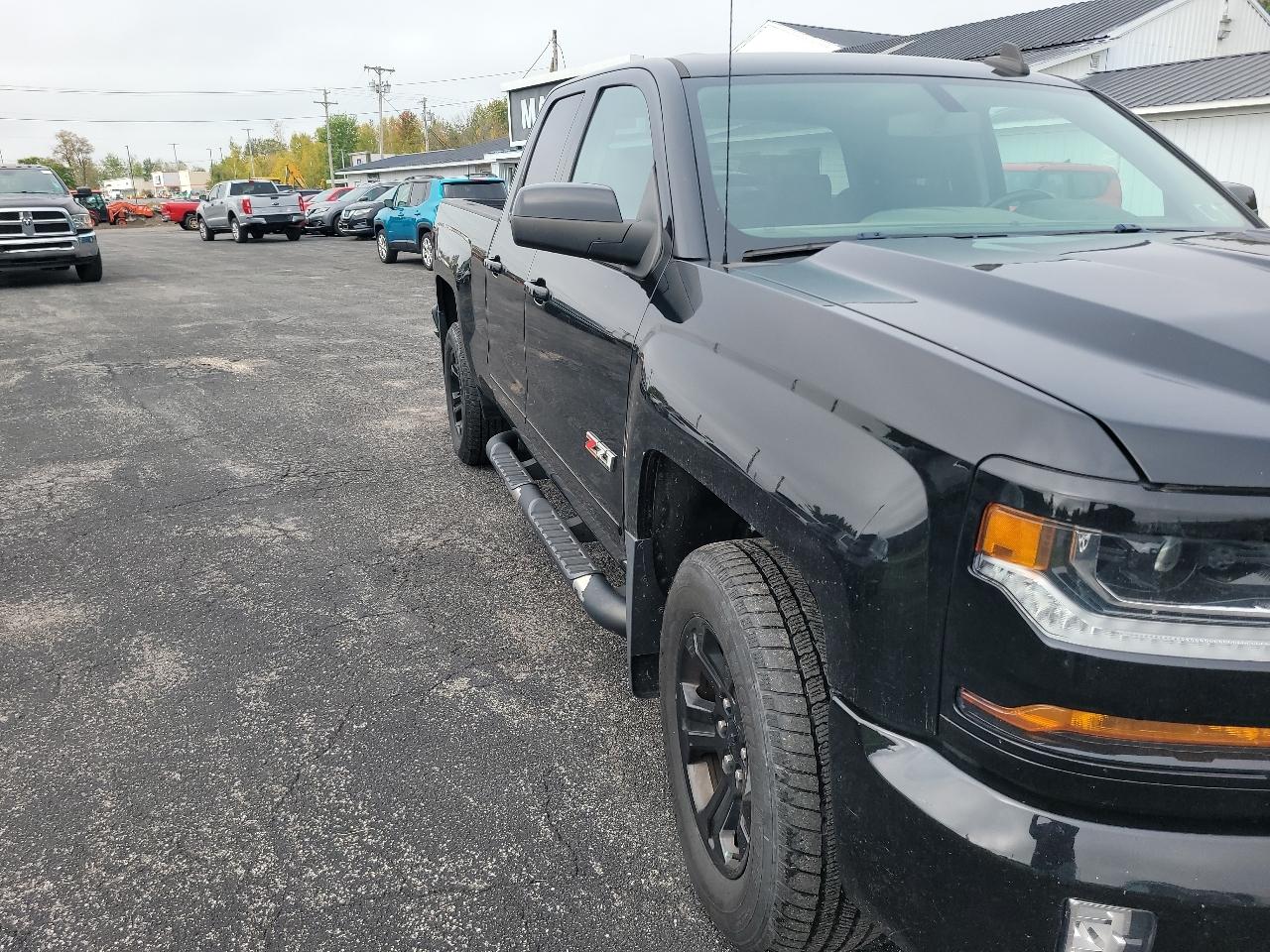Chevrolet Silverado 1500 4WD Double Cab 143.5" LT w/2LT 2018