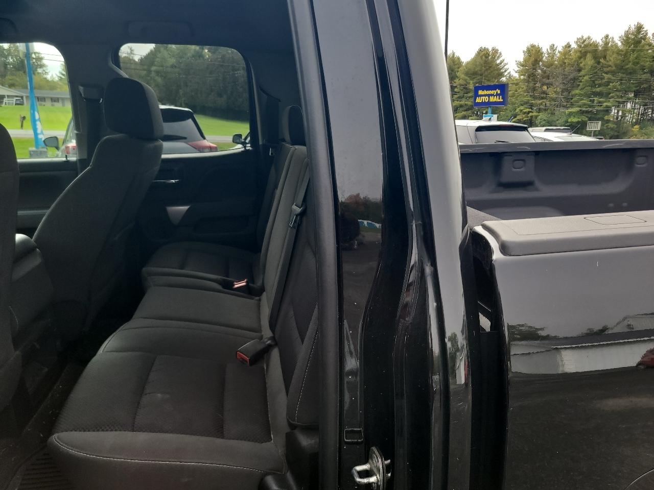 Chevrolet Silverado 1500 4WD Double Cab 143.5" LT w/2LT 2018