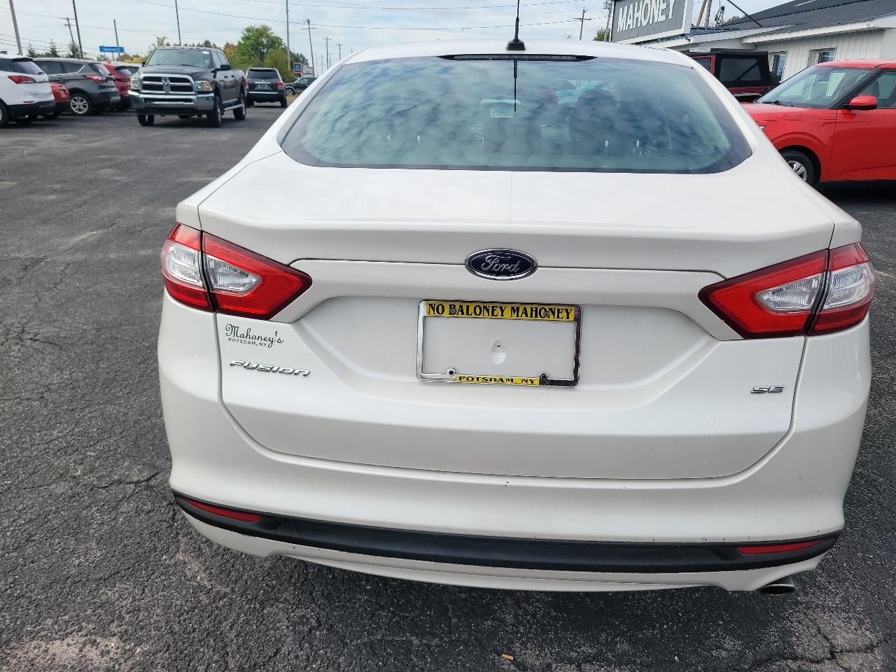 Ford Fusion 4dr Sdn SE FWD 2014