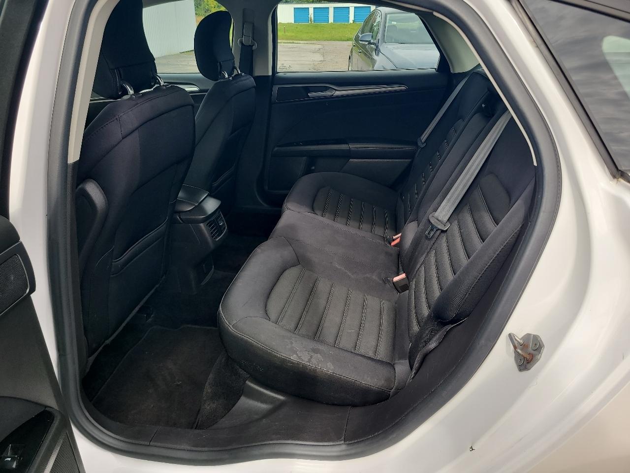 Ford Fusion 4dr Sdn SE FWD 2014