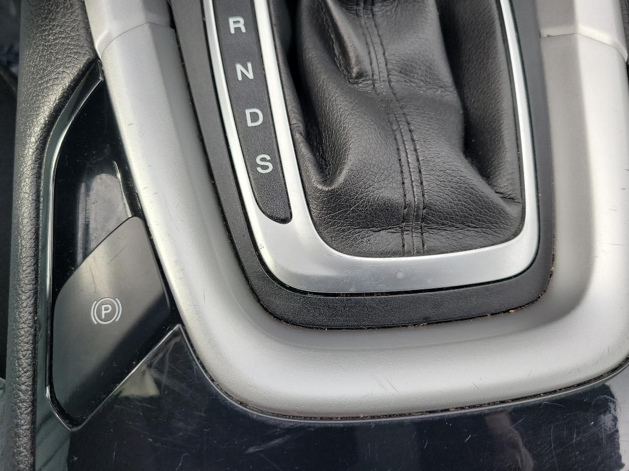 Ford Fusion 4dr Sdn SE FWD 2014