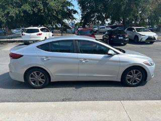 Hyundai Elantra Limited 2018